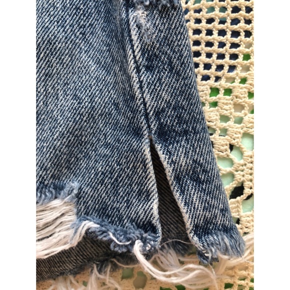 Agolde Ribtide Shorts - Picture 4 of 8